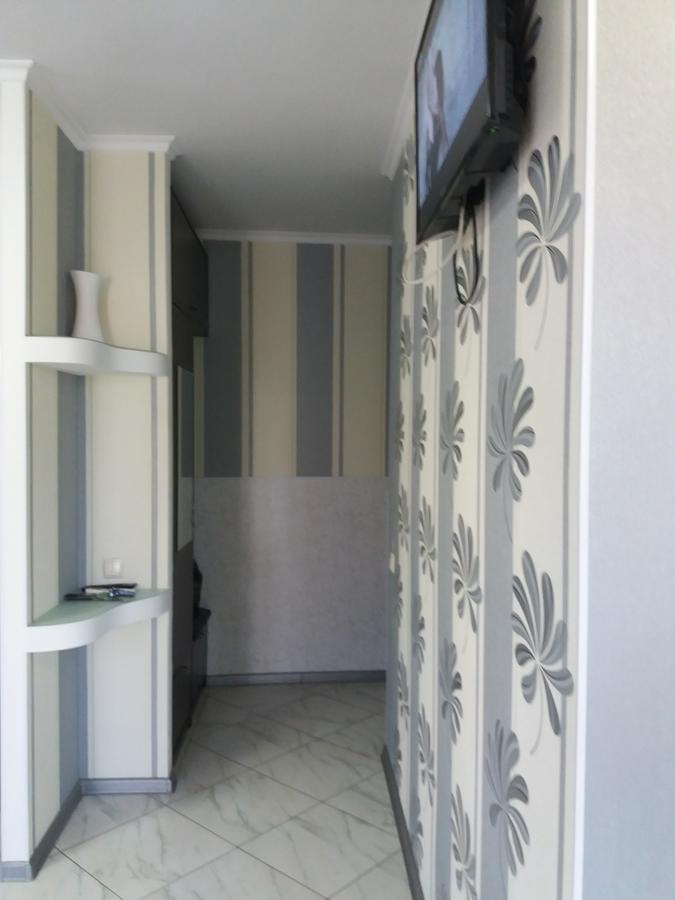 Apartment On 8 Marta Николаев Экстерьер фото